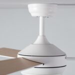 Ventilateur de plafond extérieur blanc à pales en bois clair