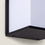 Applique murale extérieure en aluminium noir mat avec diffuseur rectangulaire blanc