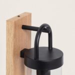Applique murale extérieure en bois brun clair avec abat-jour cylindrique en verre et armature métal noir