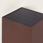 Applique murale solaire rectangulaire brun en aluminium avec panneau solaire supérieur, finition mate