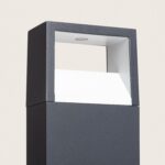 Balise sur pied anthracite en aluminium rectangulaire avec ouverture carrée et réflecteur intérieur