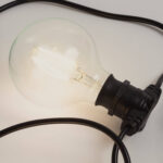 Kit Guirlande Lumineuse Extérieure IP44 10m Noir + 10 Ampoules LED Filament B22 6W G95 – Image 8