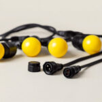 Kit Guirlande Waterproof 5.5m Noire + 8 Ampoules LED E27 G45 3W de Couleurs Jaune – Image 11