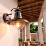 Applique murale extérieure en métal noir à globe en verre transparent et ampoule style vintage