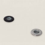 Spot encastrable de sol rond, anneaux métalliques argenté et noir, profil bas