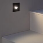 Balise LED Extérieure 2W Encastrable au Mur Carrée Guell Noire – Image 11