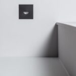 Balise LED Extérieure 2W Encastrable au Mur Carrée Guell Noire – Image 12