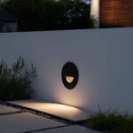 Balise LED Extérieure 2W Encastrable au Mur Ronde Guell Noire Blanc chaud 2700K – Image 11
