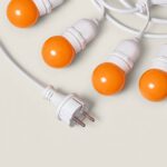 Kit Guirlande Waterproof 5.5m Blanche + 8 Ampoules LED E27 G45 3W de Couleurs Orange – Image 11