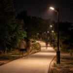 Lampadaire solaire extérieur noir rechargeable PIR/crépusculaire – Image 13