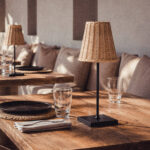 Lampe à poser LED extérieure rechargeable noir et rotin – Image 8