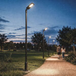 Lampadaire solaire LED noir détecteur PIR télécommande IP65 – Image 10