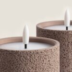 Pack de 2 Bougies LED Extérieur Cire et Ciment Orena – Image 4